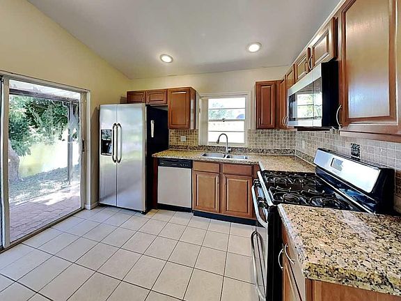 5th image of 3108 NW 122nd Ave
