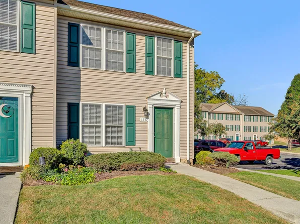 136 Gretchen Ct, Vinton, VA 24179