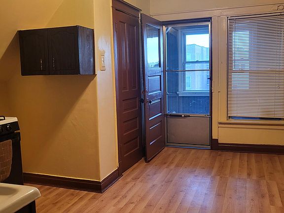 4th image of 3749 W Belden Ave #3