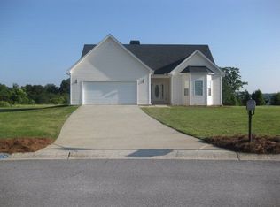 229 Polar Ln, Carrollton, GA 30117