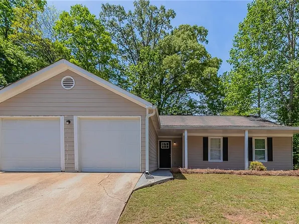 1363 To Lani Farm Rd, Stone Mountain, GA 30083
