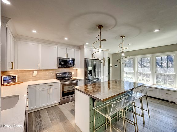 2nd image of 5318 Brookswood Rd