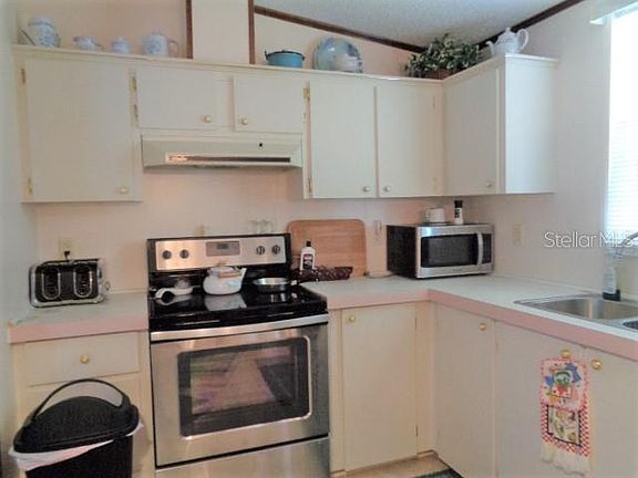 3rd image of 7128 El Rancho Way