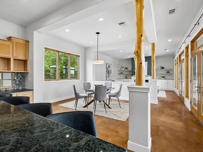 4004 Cloudy Ridge Rd — Photo 10