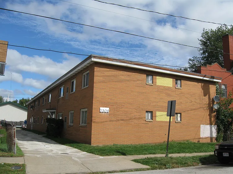 2306 Meyer Ave