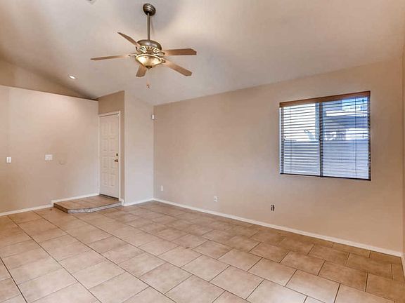 4th image of 3857 W Elgin St