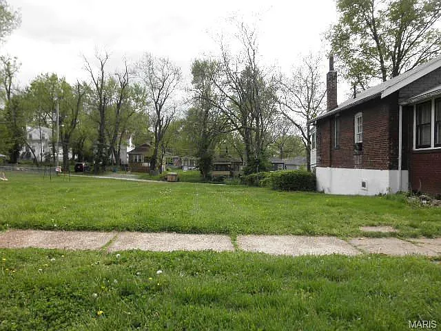 6522 Julian Ave photo 1