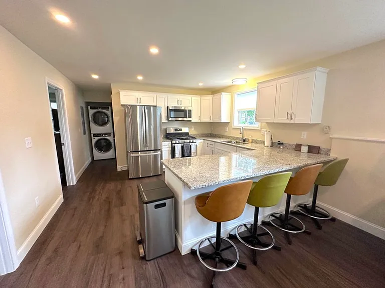 15 Melvin Ave #101 — Photo 7