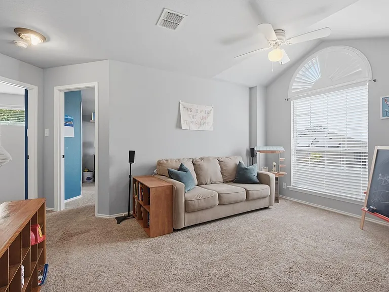 16954 Darien Wing — Photo 19