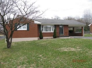 1529 Fairhope Rd NW, Roanoke, VA 24017