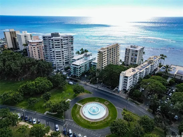 2947 Kalakaua Ave APT 302, Honolulu, HI 96815