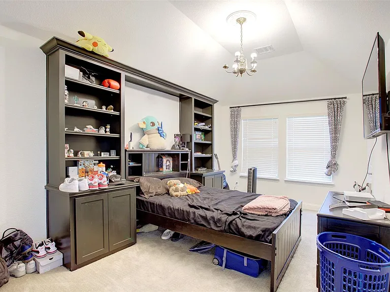 214 Heatherstone Dr — Photo 29