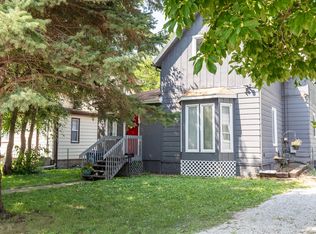 1442 Henderson Ave, Des Moines, IA 50316