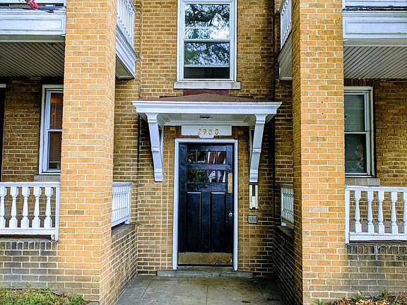 3rd image of 2900 Monument Ave APT 3