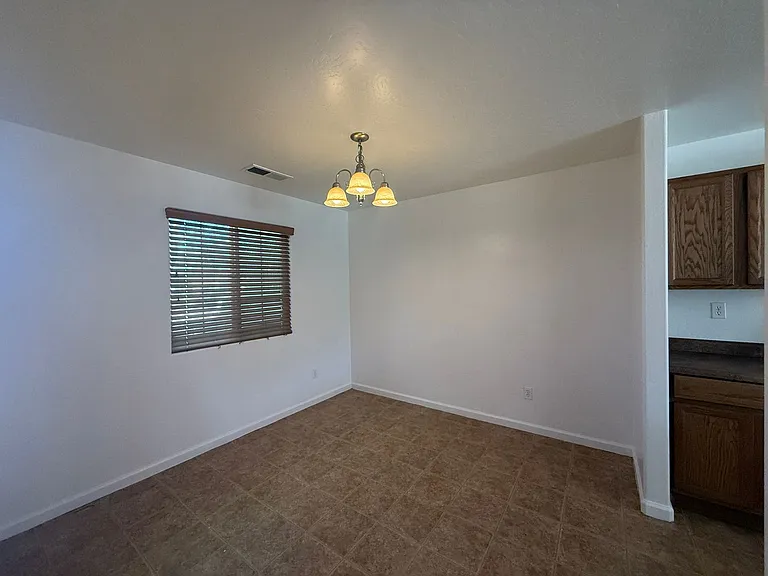 3331 N Linda Vista St — Photo 7