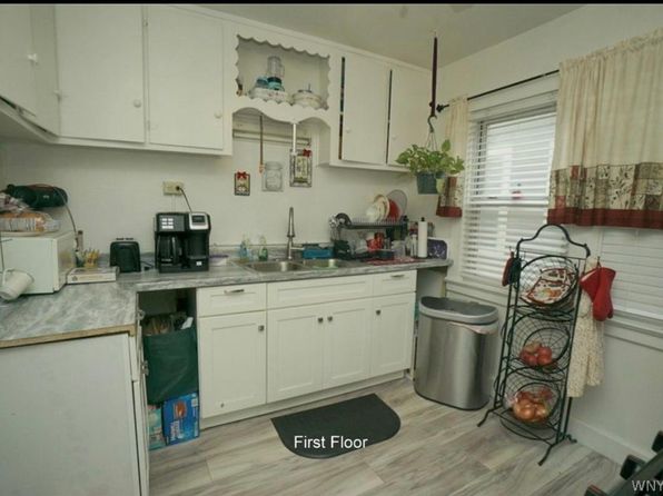 50 Clarence Ave #1