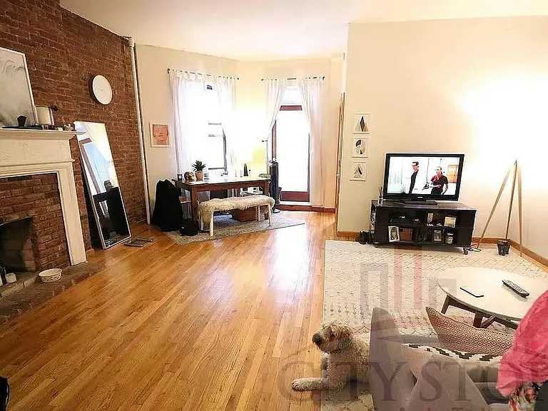 306 W 73rd St #2 — Photo 2