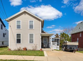 439 Clarke Dr, Dubuque, IA 52001