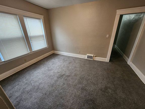 5th image of 800 E 95th St #3