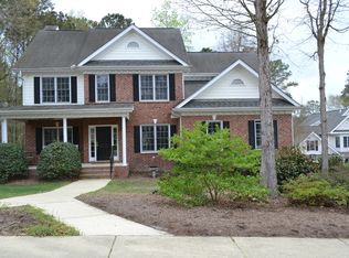 203 Magnolia Breeze Ct, Apex, NC 27502