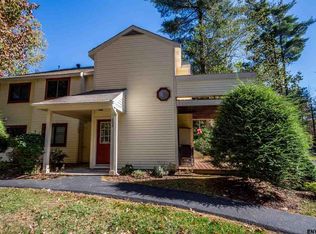 109 Yorktown Dr, Halfmoon, NY 12065