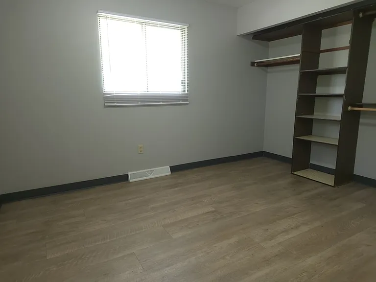 348 E Marquette St #5 — Photo 17