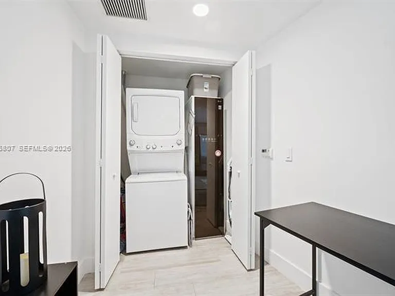 121 NE 34th St #2314 — Photo 28