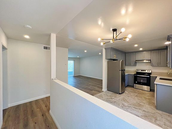 3rd image of 305 N Marguerita Ave #14