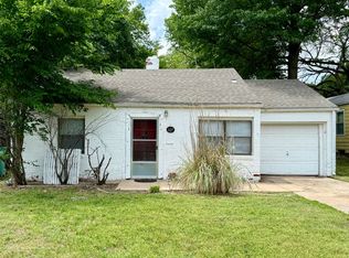 607 S Fountain St, Wichita, KS 67218