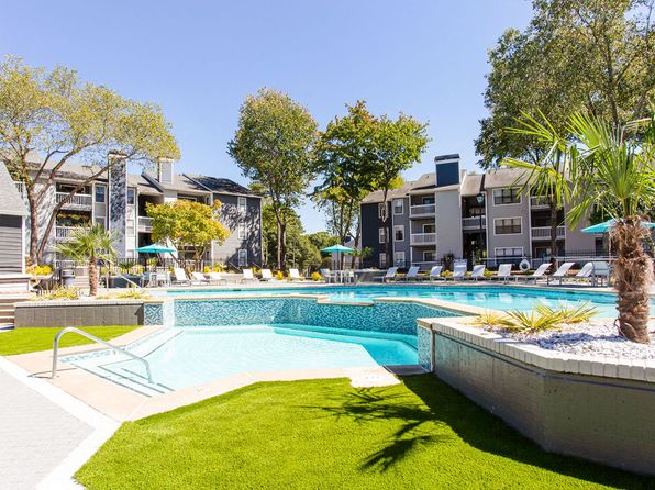 100 Wood Terrace Pl NE #815