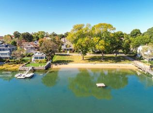 16 Hemenway Rd, Salem, MA 01970