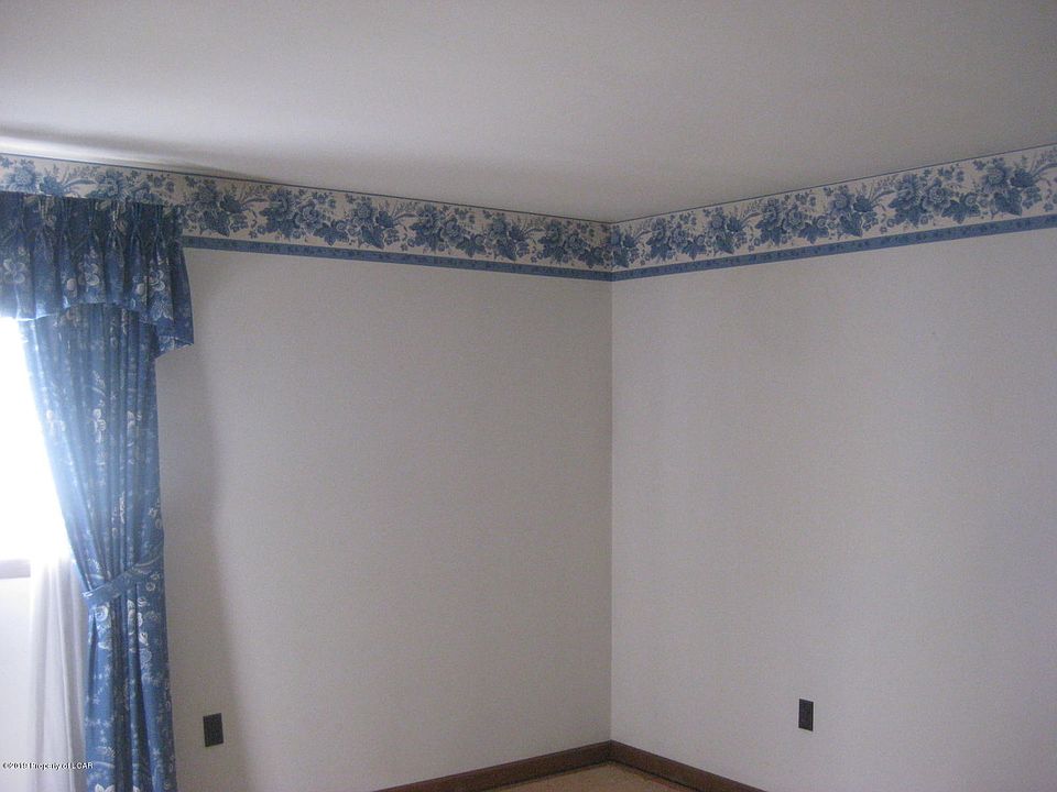 2nd image of 30 S Landon Ave