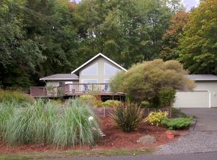 95 Bluejay Ln, Port Ludlow, WA 98365