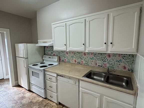 3rd image of 741 Ratcliff St