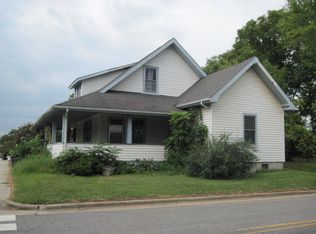 161 Spring St, Marion, NC 28752