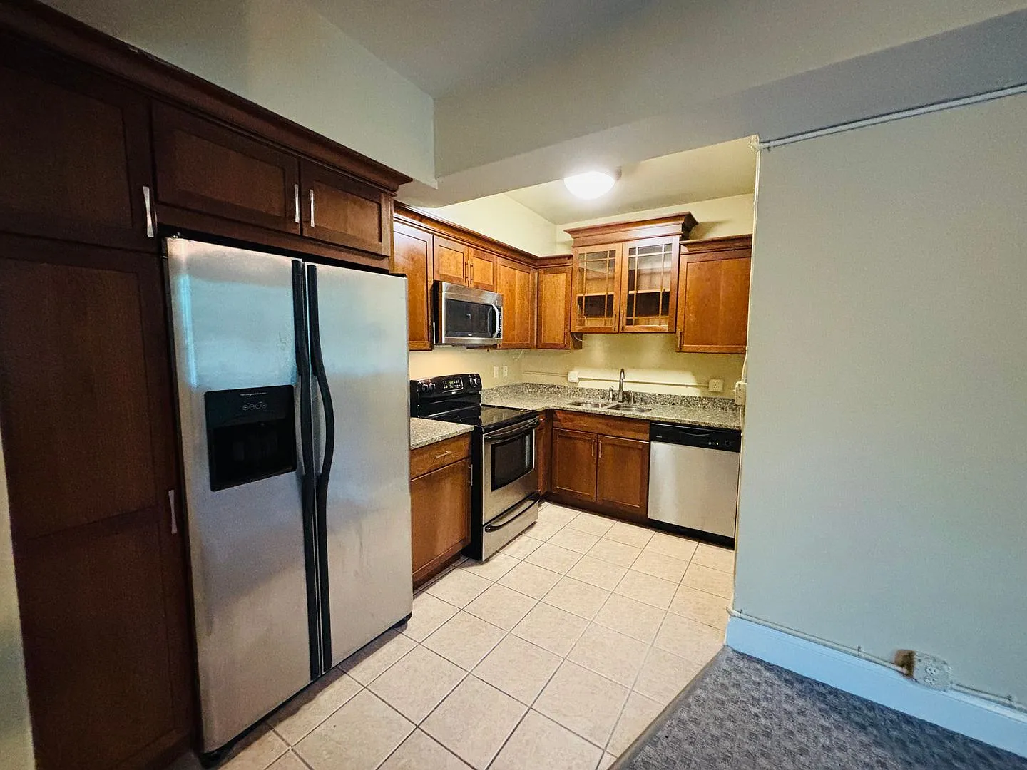 1 Bedroom, 1 Bath Apartment — Photo 3