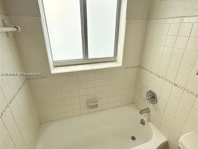 1821 N 17th Ct #26 — Photo 13