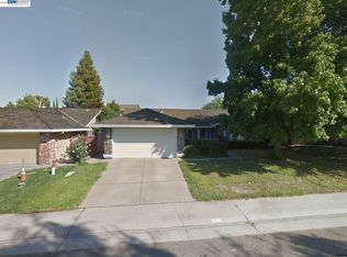 2921 Meadow Hawk Way, Antelope, CA 95843