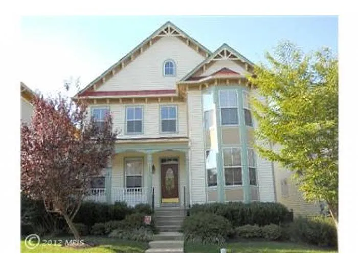 3945 Braveheart Cir photo 1