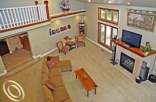 3rd image of 9745 Abi Ln