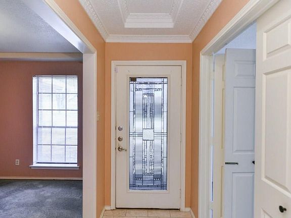 4th image of 5621 Jamaica Cir