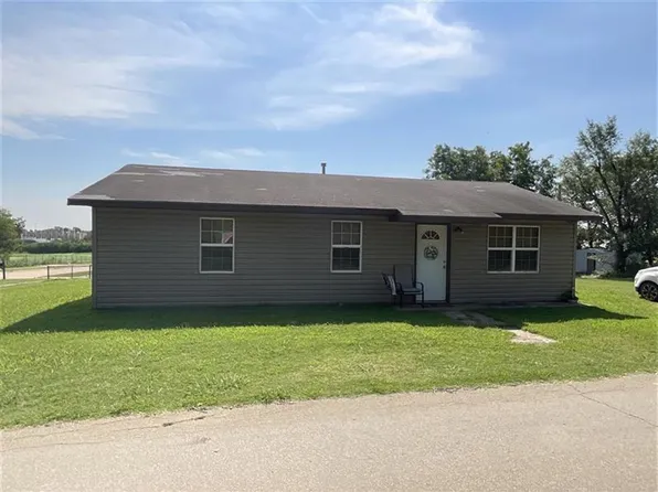 721 W Moses St, Cushing, OK 74023