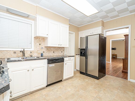 4th image of 3906 Magnolia Hwy