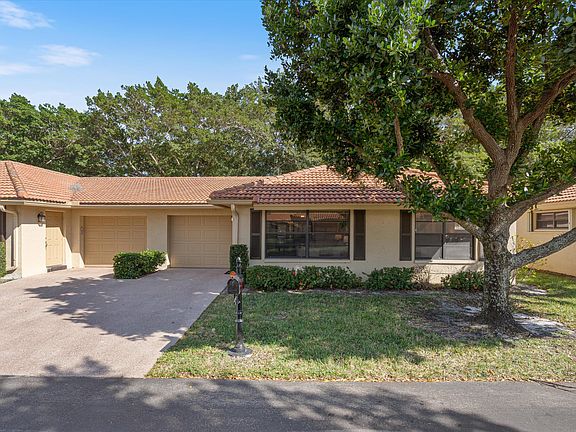2nd image of 4580 Rosewood Tree Court #B