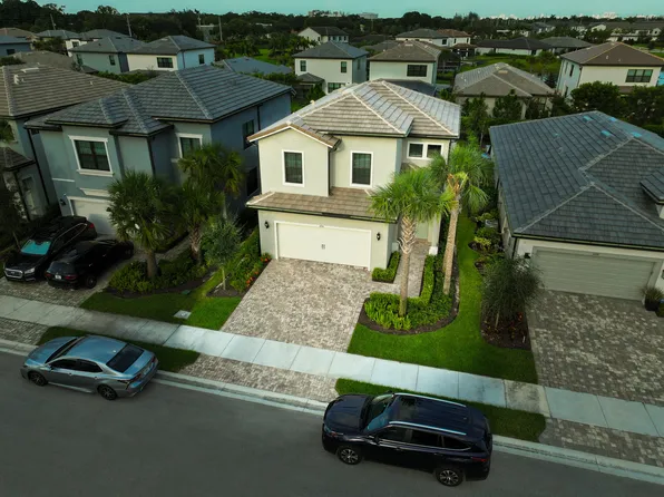 4534 W Pinehurst Trail, Fort Lauderdale, FL 33309
