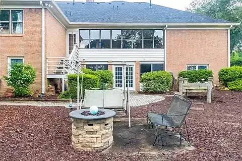 1351 Green Turf Dr — Photo 25