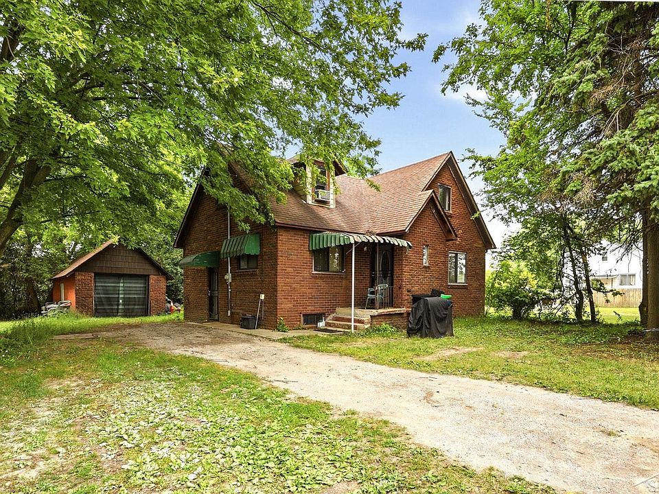 1st image of 3734 Sheridan Rd