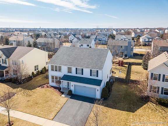 2nd image of 3042 Shetland Ln