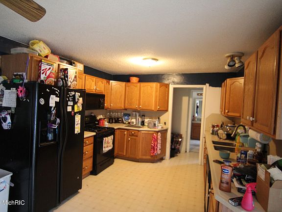 4th image of 2287 Oak Park Dr