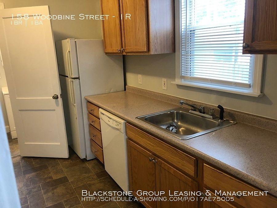 1st image of 158 Woodbine St #1R